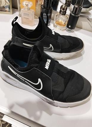 Фирменные детские кроссовки nike