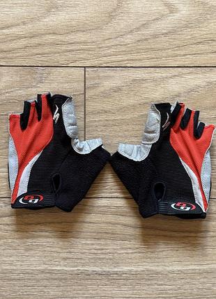 Перчатки specialized
