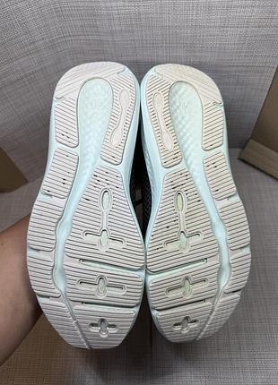 Оригинальные кроссовки under armour 5