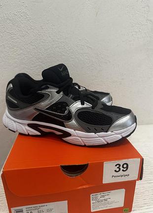 Кросівки  nike v5 rnr чорні, сріблясті, розмір 39