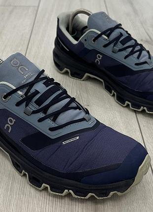 Женские кроссовки on running cloudventure waterproof (25,5 см)