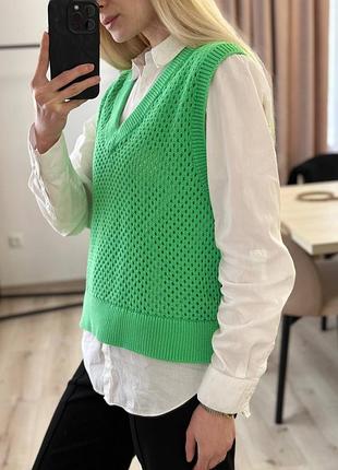 Жилетка в’язана💚 2