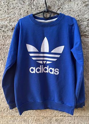Свитшот adidas
на рост 140 см