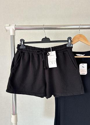 Нові чорні бавовняні шорти zara