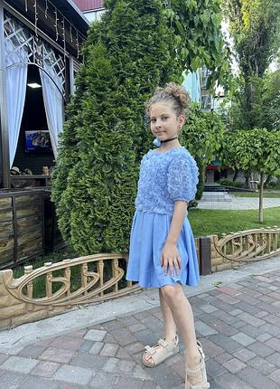 Речі українського виробництва ,всі в ідеальному стані,одягались пару раз на фотосесію