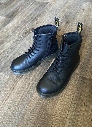Черевики dr. martens чорні, розмір 36, довжина устілки 23 см, шкіряні