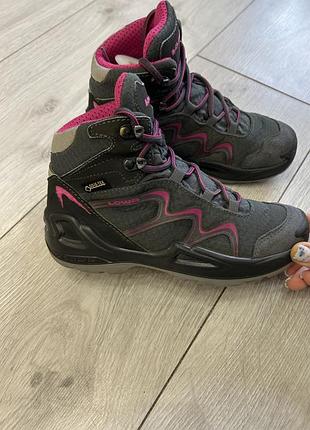 Дитячі трекінгові черевики lowa innox gtx mid junior, розмір 31
