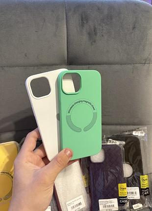 Чохли на всі моделі айфон 3
