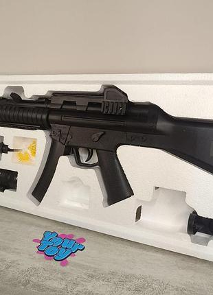 Автомат детский cyma hy015b mp5 механический на пластиковых пульках bb 6 мм с лазером и фонариком для активных игр