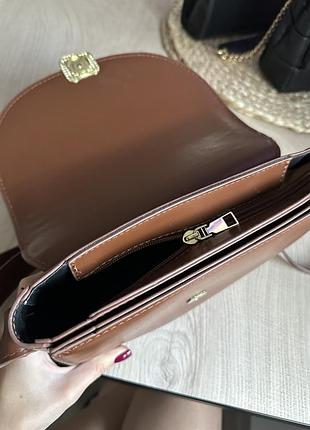 Сумка коричнева amicabag 4