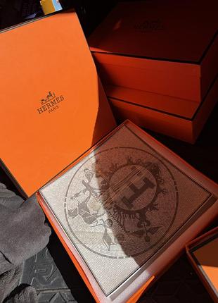 Тарілки сервірувалтні hermes