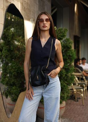 Сумка jamie medium shoulder pouch in black/gold 3