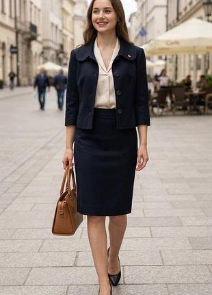 Жіночий класичний елегантний темно-синій костюм із спідницею kimmy custom tailor xs s