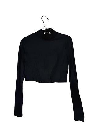 Черный лонгслив топ с вырезом на спине bershka