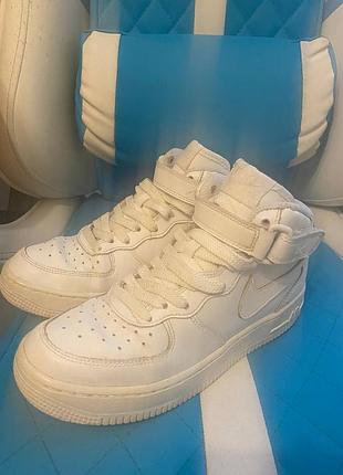 Nike air force 1 mid 4