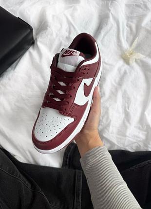 Жіночі кросівки nike sb dunk low бордові, білі, розміри 36-40