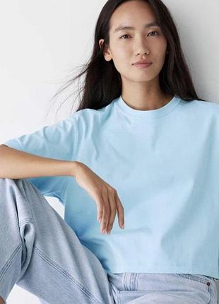 І вкорочена футболка uniqlo