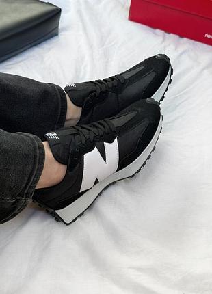 Кросівки жіночі new balance 327 чорні, розміри 36-40, матеріал нейлон, текстиль, замша