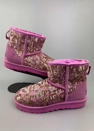 Сапожки ugg classic short sequin