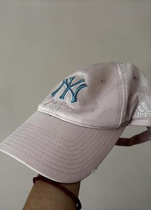 Бейсболка кепка бейс рожевий жіночий adidas new york