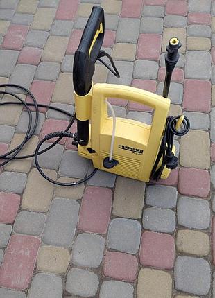 Мийка високого тиску karcher