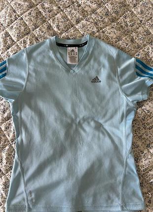 Жіноча футболка adidas блакитна
