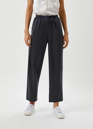 Сірі базові штани uniqlo р.s