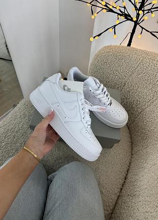 Кроссовки женские и мужские nike air force white