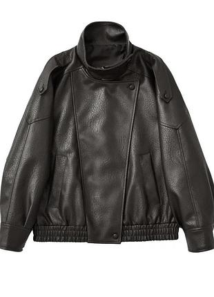 Куртка жіноча zara чорна з еко-шкіри розмір s/m
