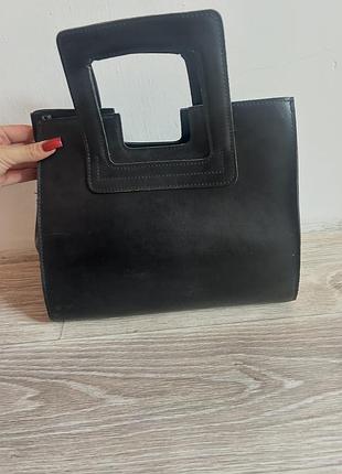 Продається стильна чорна сумка