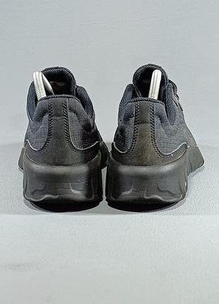 Nike explore 6