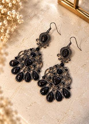 Сережки жіночі вінтажні чорні