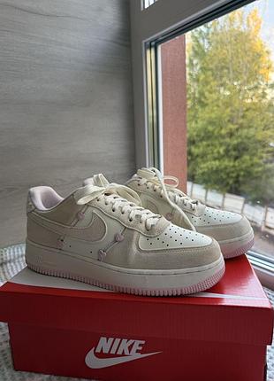 Кросівки жіночі nike air force білі з рожевим💗