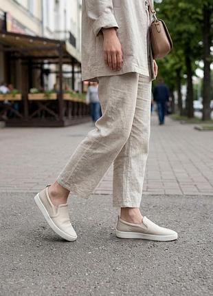 Кожаные слипоны бренда massimo dutti