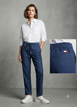 Брюки жіночі tommy hilfiger tommy jeans сині у смужку, розмір s