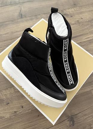 Сапоги жіночі michael kors чорні 6us