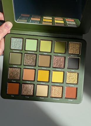 Нова палетка тіней cosmic brushes undergrowth palette 4