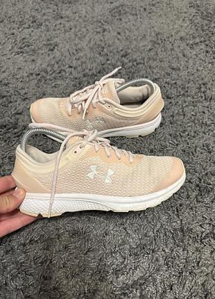 Оригінальні кросівки under armour charged escape 3 bl