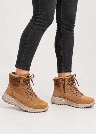 Жіночі черевики skechers 🤎