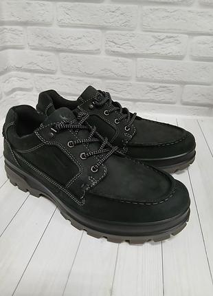 Кросівки чоловічі ecco waterproof чорні
