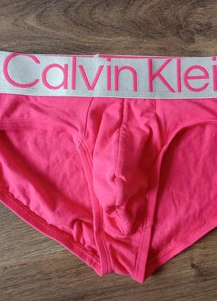 Брендовые трусы calvin klein.
