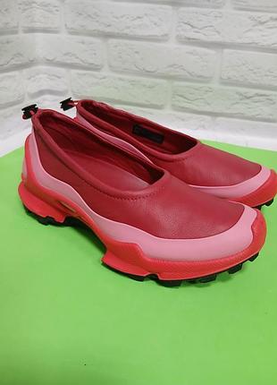Черевики жіночі ecco biom original червоні, розмір 35, довжина устілки 23 см