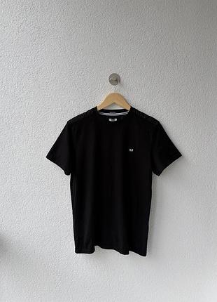 Футболка weekend  offender