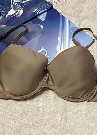 Intimissimi крутой бюст качественного бренда
