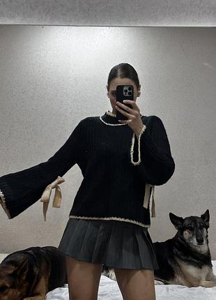 Вʼязаний обʼємний светр🖤  розмір с/м  стан ідеал