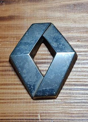Эмблема (логотип) автомобильной компании renault