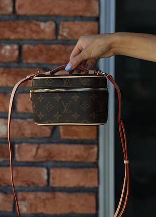 Сумка nice nano vanity case monogram canvas 4