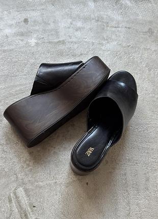 Жіночі босоніжки zara на платформі, чорні