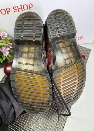 Оригінальні черевики в квітковий принт dr.martens 2