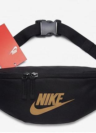 Бананка nike 162406 поясная сумка черная золотое лого